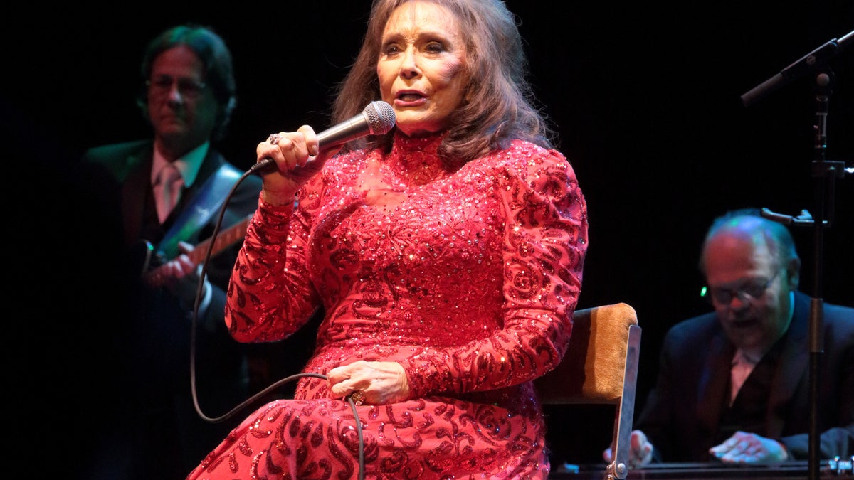 loretta lynn ap