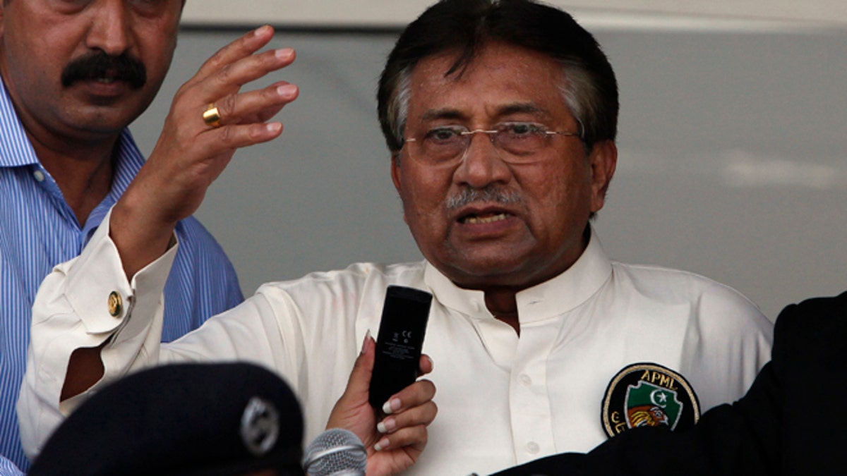 6933b397-PAKISTAN-MUSHARRAF