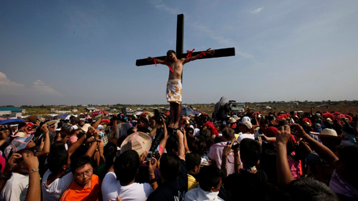 APTOPIX Philippines Crucifixions
