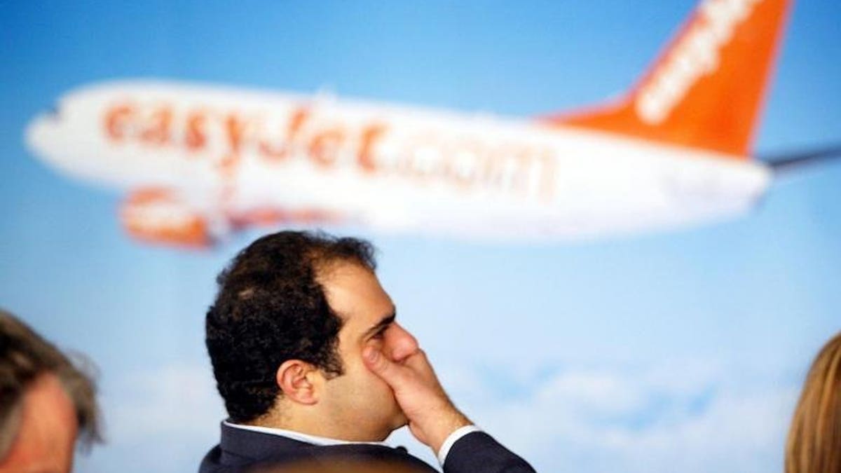 Pendiri easyJet mengatakan untuk memberikan suara menentang pesanan besar Airbus