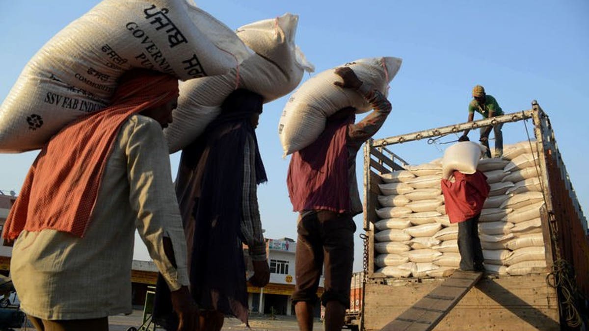 Pemerintah India menyetujui skema pangan besar-besaran bagi masyarakat miskin
