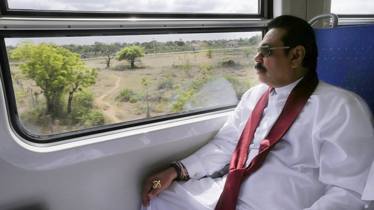 S. Lanka -Train Rolls Setelah 23 tahun ke daerah Tiger