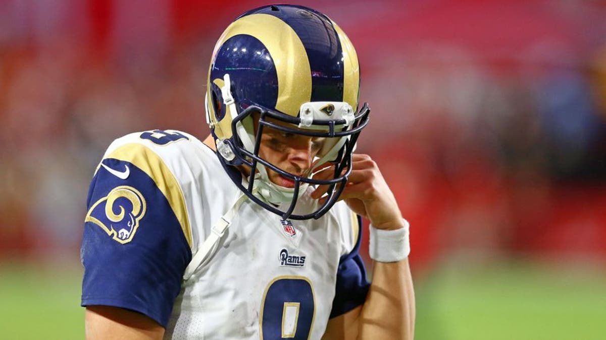 Report: Seahawks sign Austin Davis, still in on Colin Kaepernick