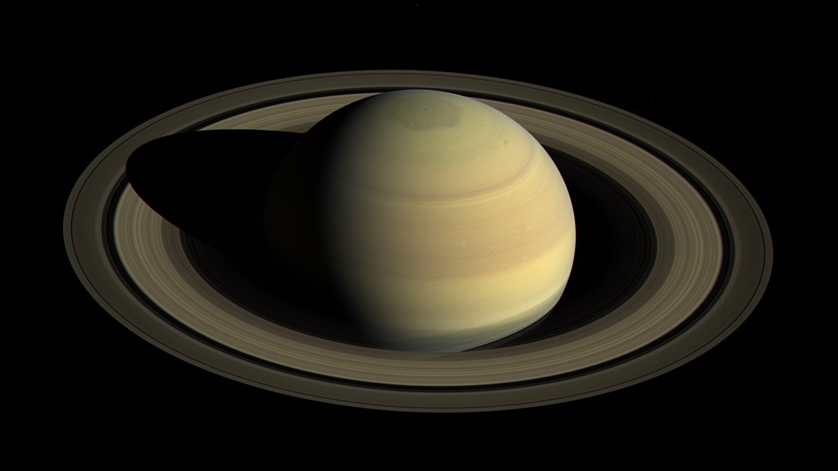 81662824-Saturn