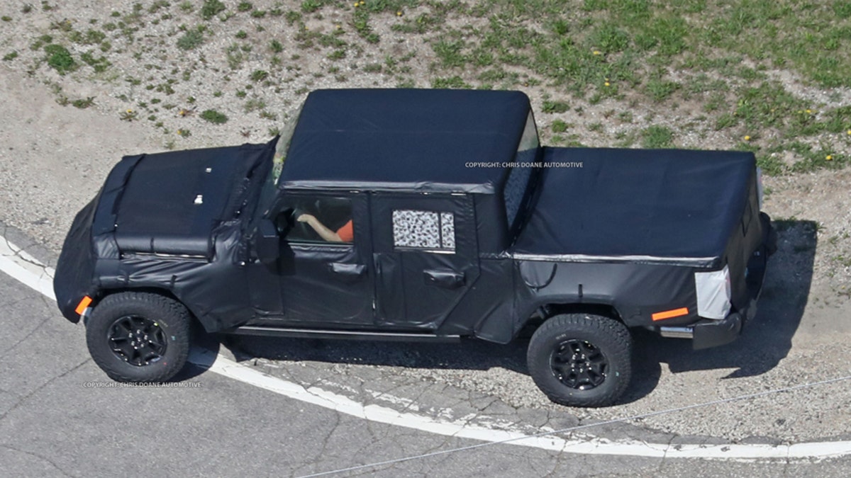 Jeep Wrangler pickup crawling closer to production | Fox News