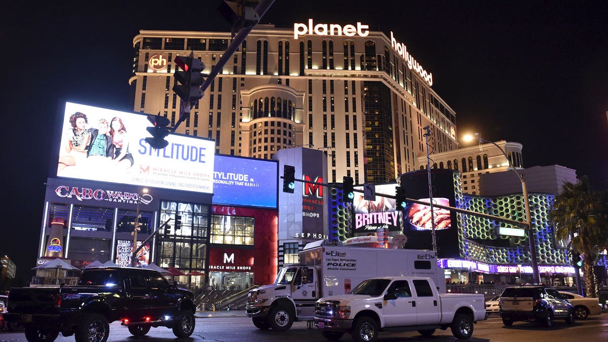 planet hollywood reuters
