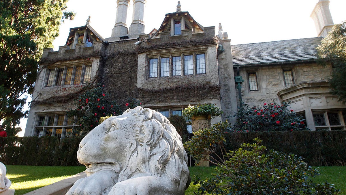 playboy mansion reuters 2