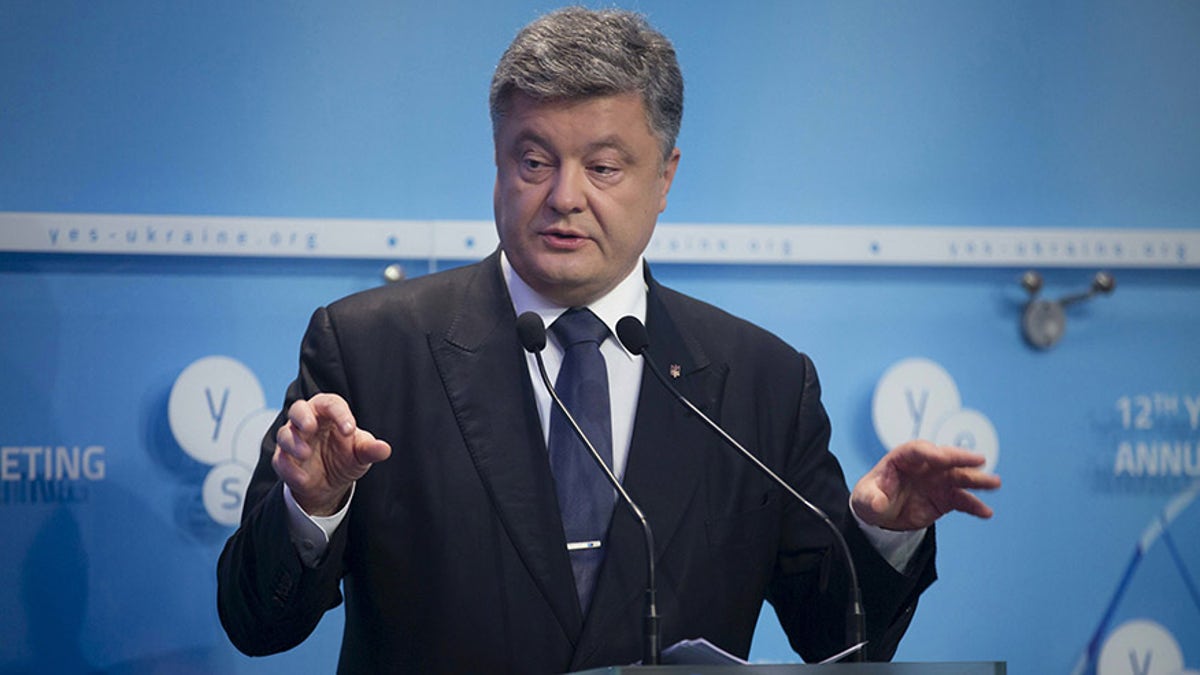 f8d7edef-Poroshenko
