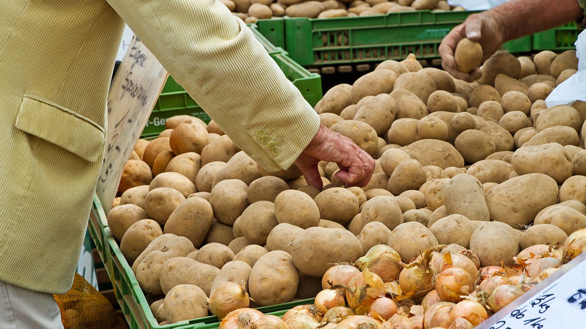 potato market istock