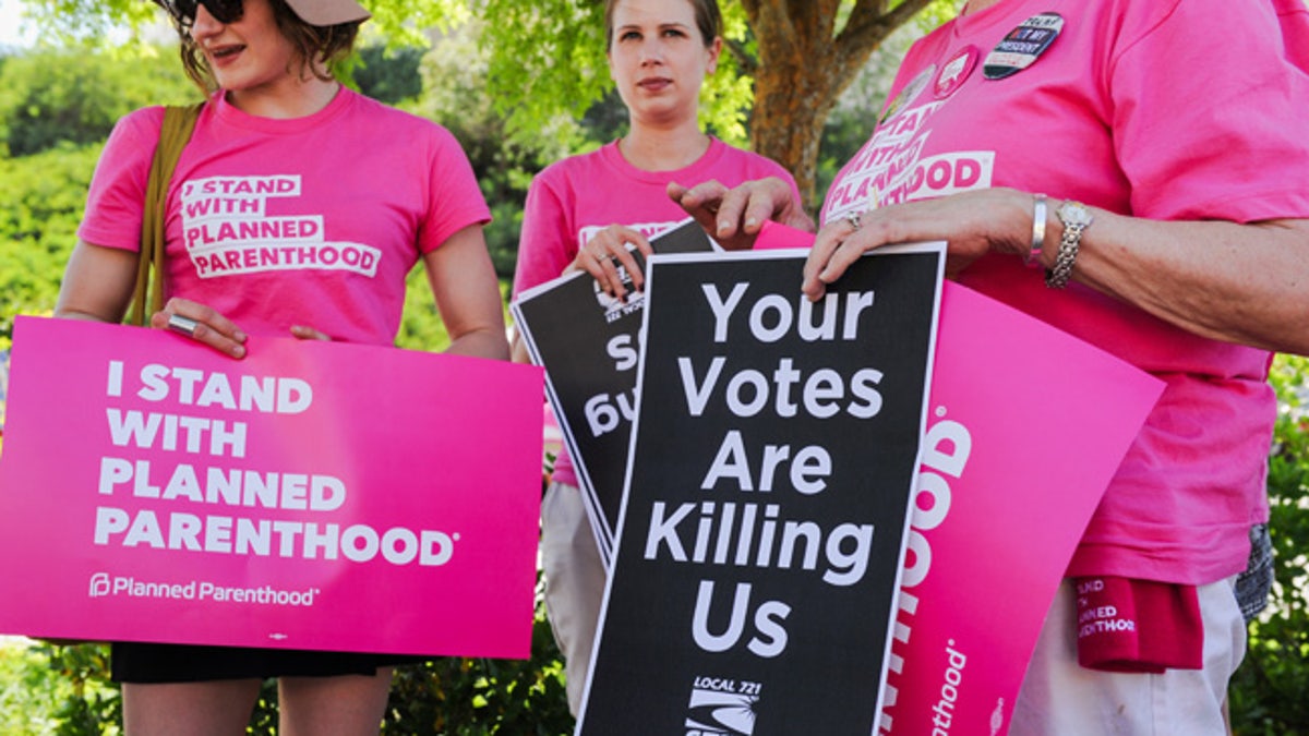planned parenthood supporters reuters