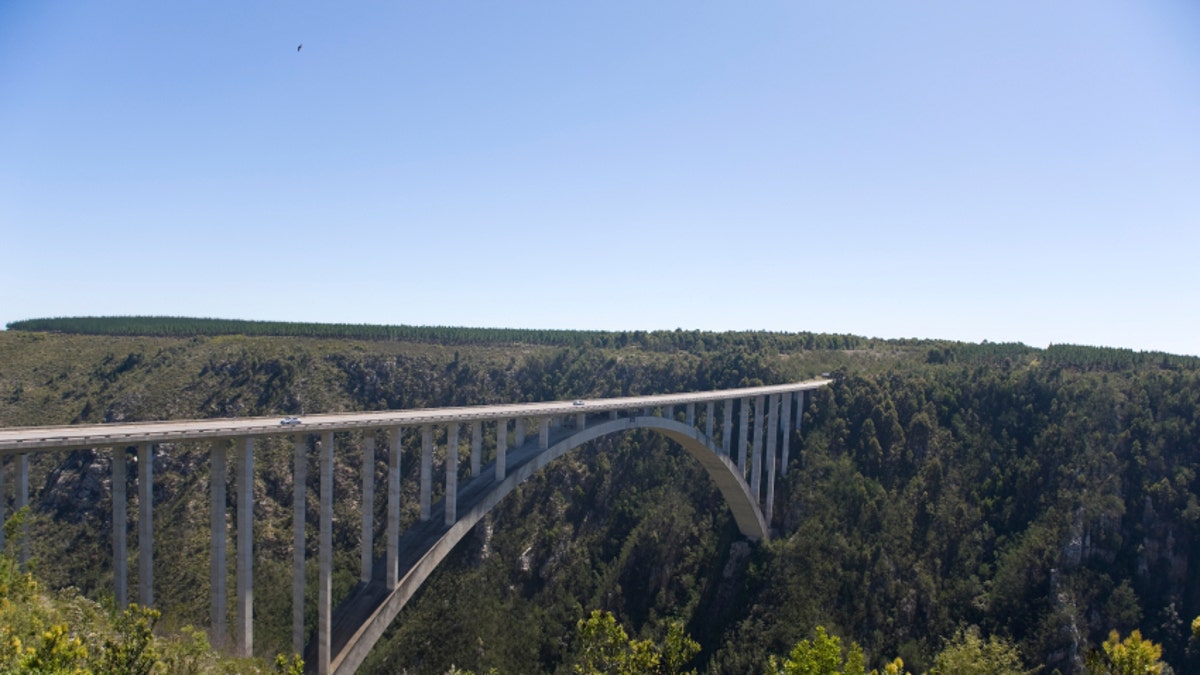 Bloukrans River bridge (216 m) highest bungee-jumping point in t