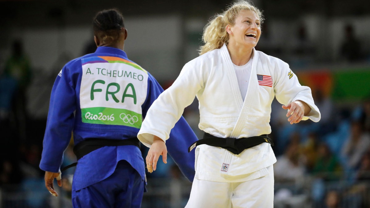 Kayla Harrison dari AS sukses mempertahankan medali emas judo Olimpiade