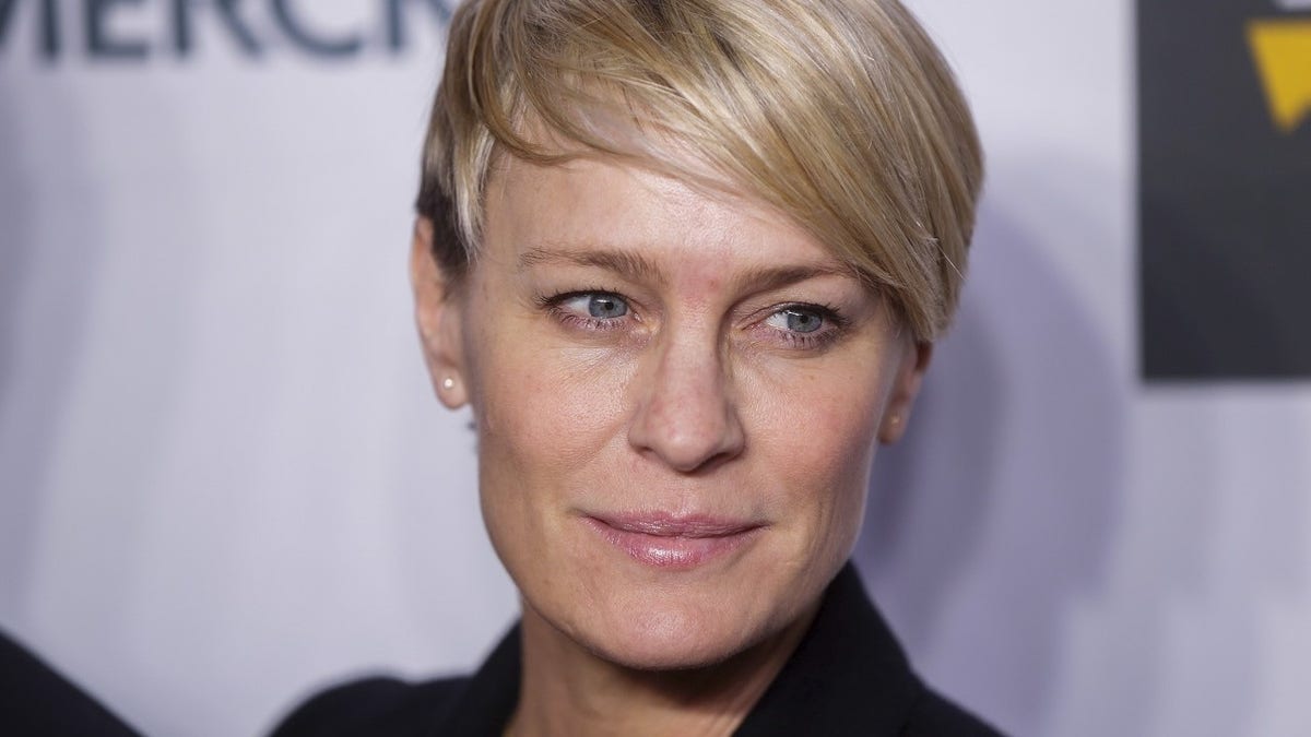 Actress Robin Wright arrives for the opening night of the Women in the World summit in New York April 22, 2015. REUTERS/Lucas Jackson  - GF10000069387