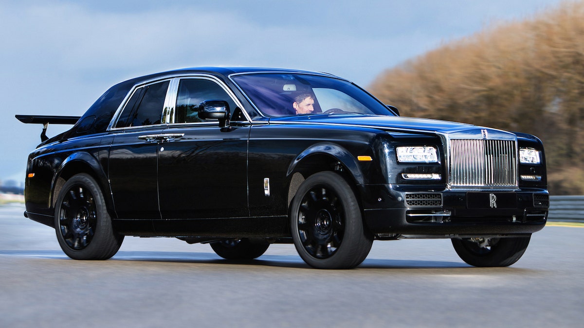 Rolls-Royce Project Cullinan previews upcoming SUV drivetrain