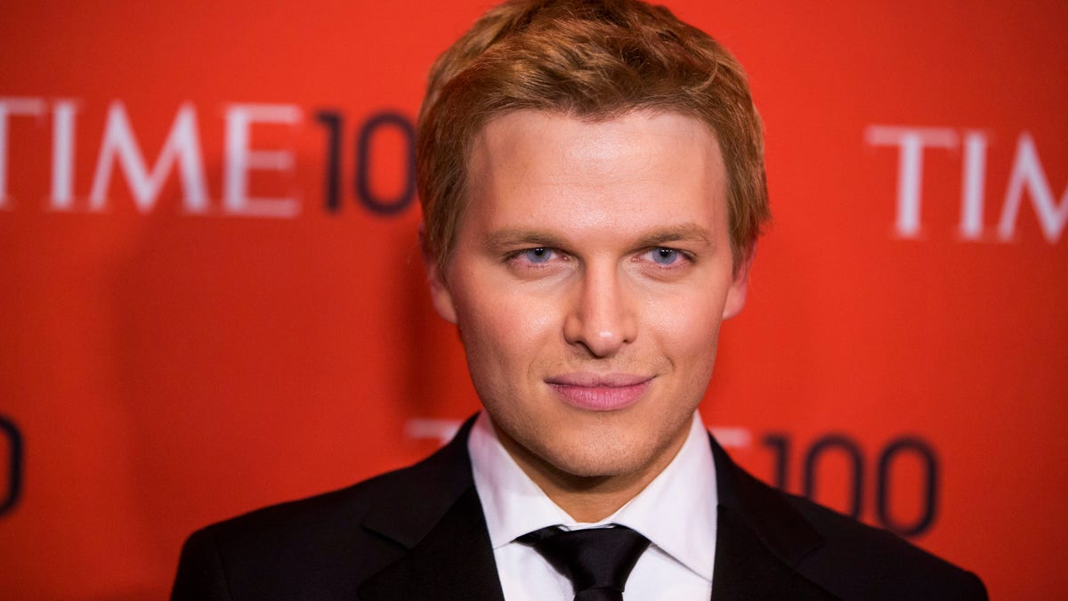 Television host Ronan Farrow arrives at the Time 100 gala celebrating the magazine's naming of the 100 most influential people in the world for the past year, in New York April 29, 2014. REUTERS/Lucas Jackson (UNITED STATES - Tags: ENTERTAINMENT) - RTR3N6BS