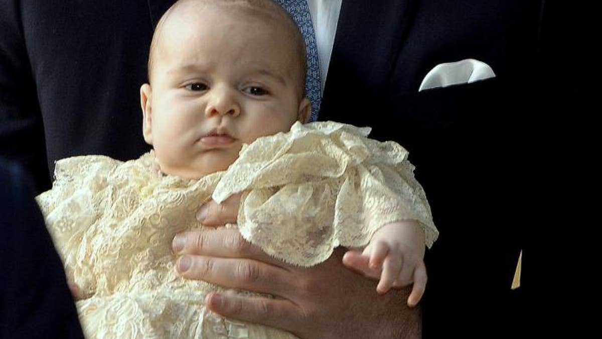 Kate Middleton mempekerjakan ‘Supernanny’ untuk Pangeran George