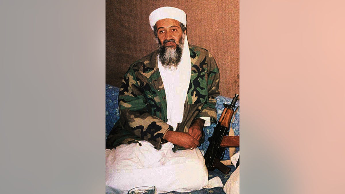 Osama bin Laden sits during an interview with Pakistani journalistHamid Mir (not pictured) in an image supplied by the respected Dawnnewspaper November 10, 2001. In the article bin Laden said he hadnuclear and chemical weapons and might use them in response to U.S.attacks. Mir told Reuters he held the two-hour interview with bin Ladenin Arabic early Thursday at a secret location after a bone-jarringfive-hour jeep ride from Kabul. REUTERS/Hamid Mir/Editor/AusafNewspaper for Daily DawnAS - RP2DRIQPXJAA