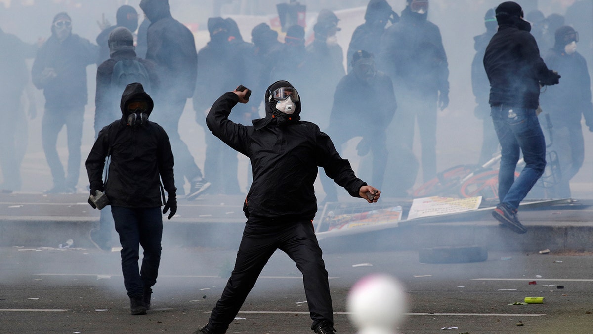 7dbdaae8-paris may day