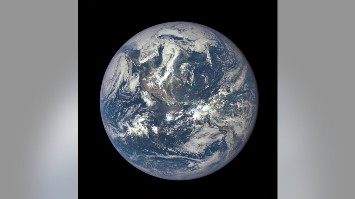 SPACE-NASA/EARTHPHOTO