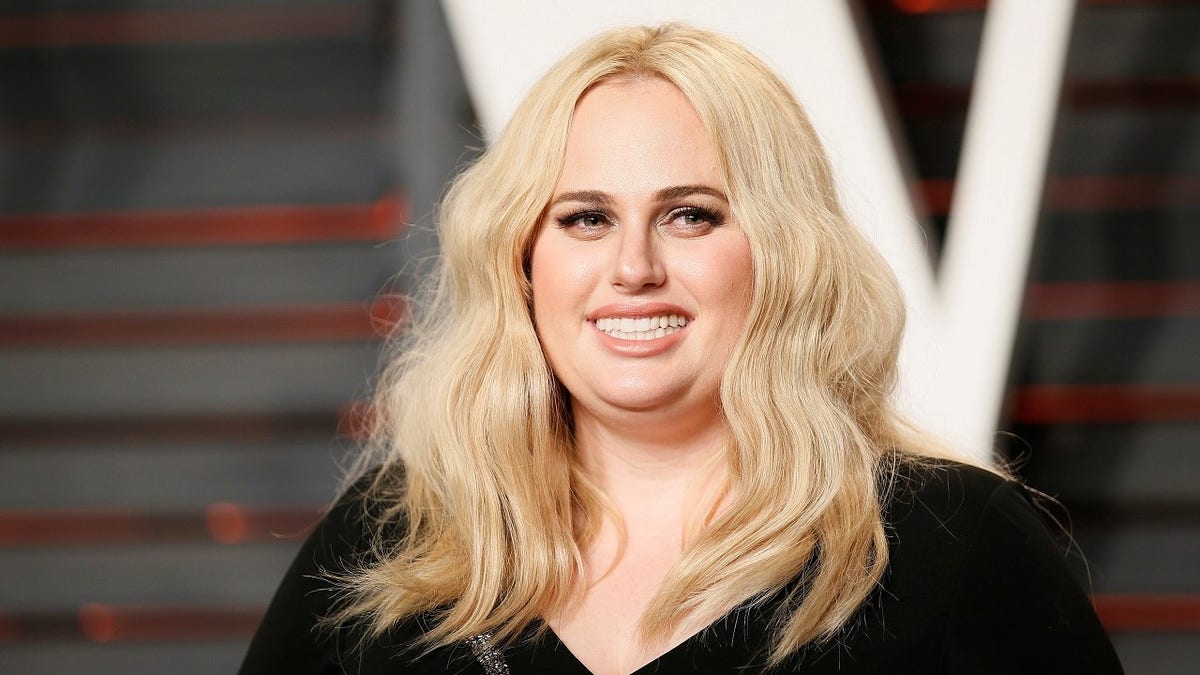 Actress Rebel Wilson arrives at the Vanity Fair Oscar Party in Beverly Hills, California February 28, 2016. REUTERS/Danny Moloshok/File Photo - D1BETNQUVYAA