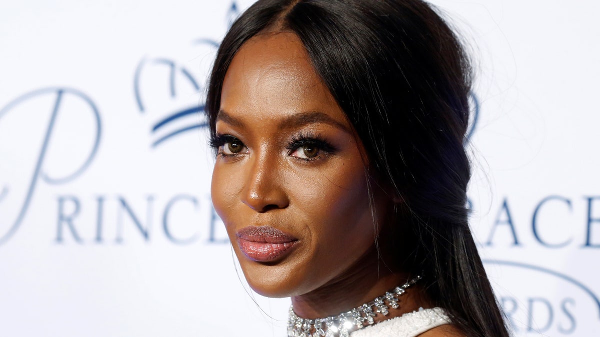 Model Naomi Campbell arrives for the 2016 Princess Grace Awards Gala in the Manhattan borough of New York, New York, U.S., October 24, 2016.   REUTERS/Carlo Allegri - RTX2QACV