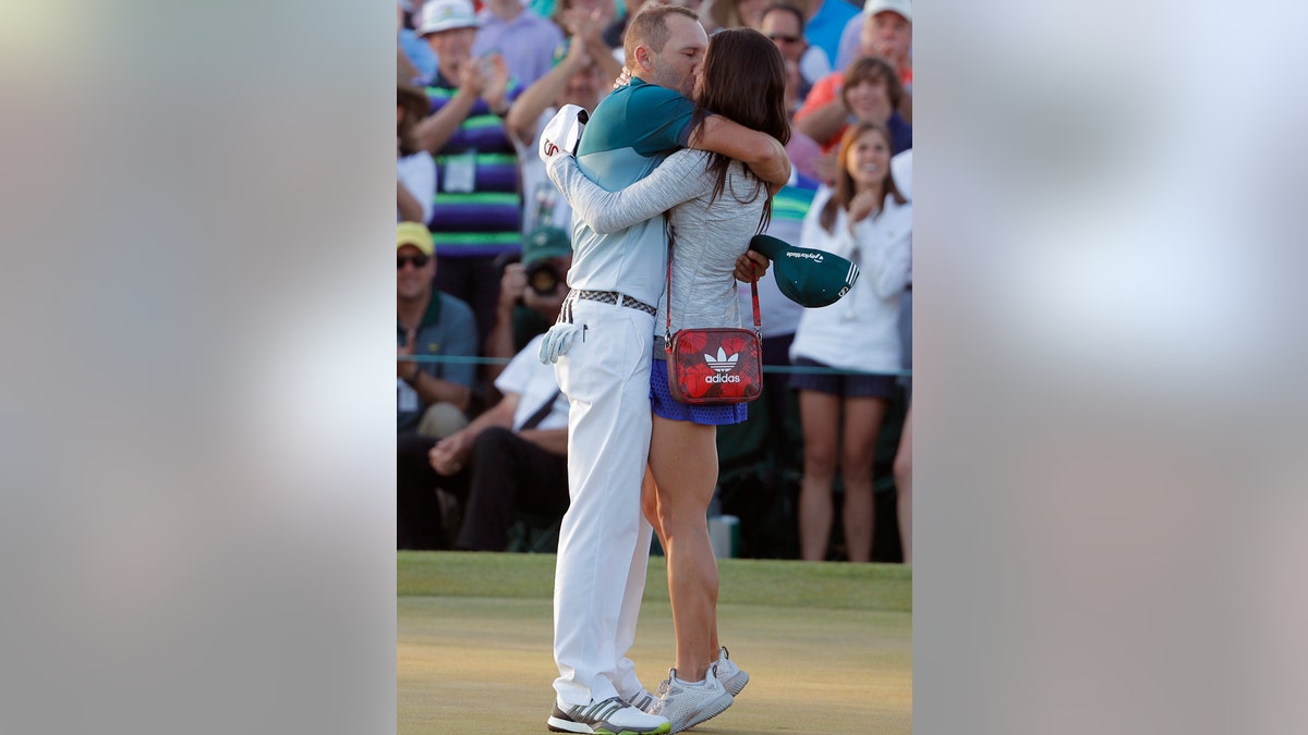 angela akins reutesr