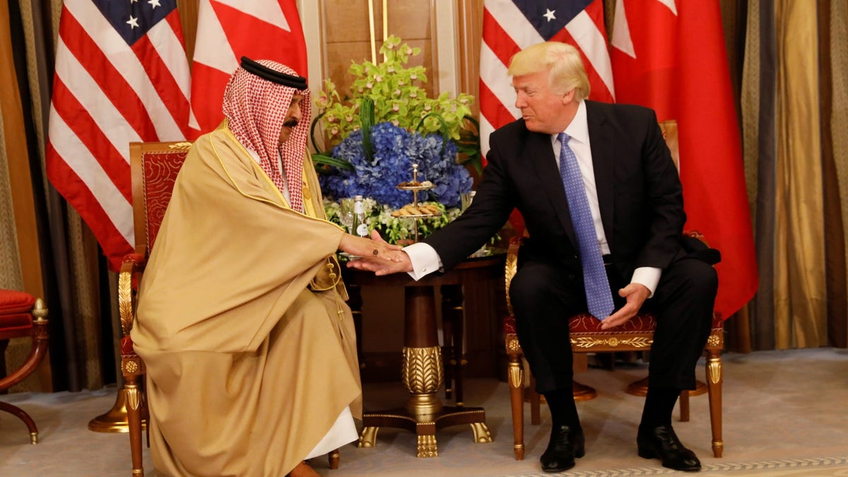 Trump Bahrain Meeting