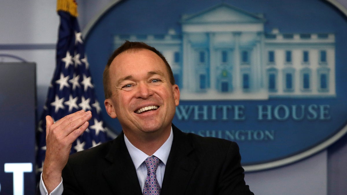 Office of Management and Budget Director Mick Mulvaney holds a briefing on President Trump's FY2018 proposed budget in the press briefing room at the White House in Washington, U.S., May 23, 2017. REUTERS/Jim Bourg - RC1A7B566340