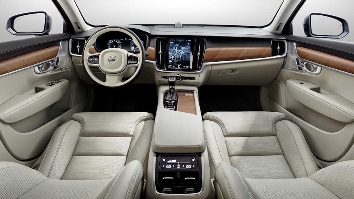 volvo s90 cabin