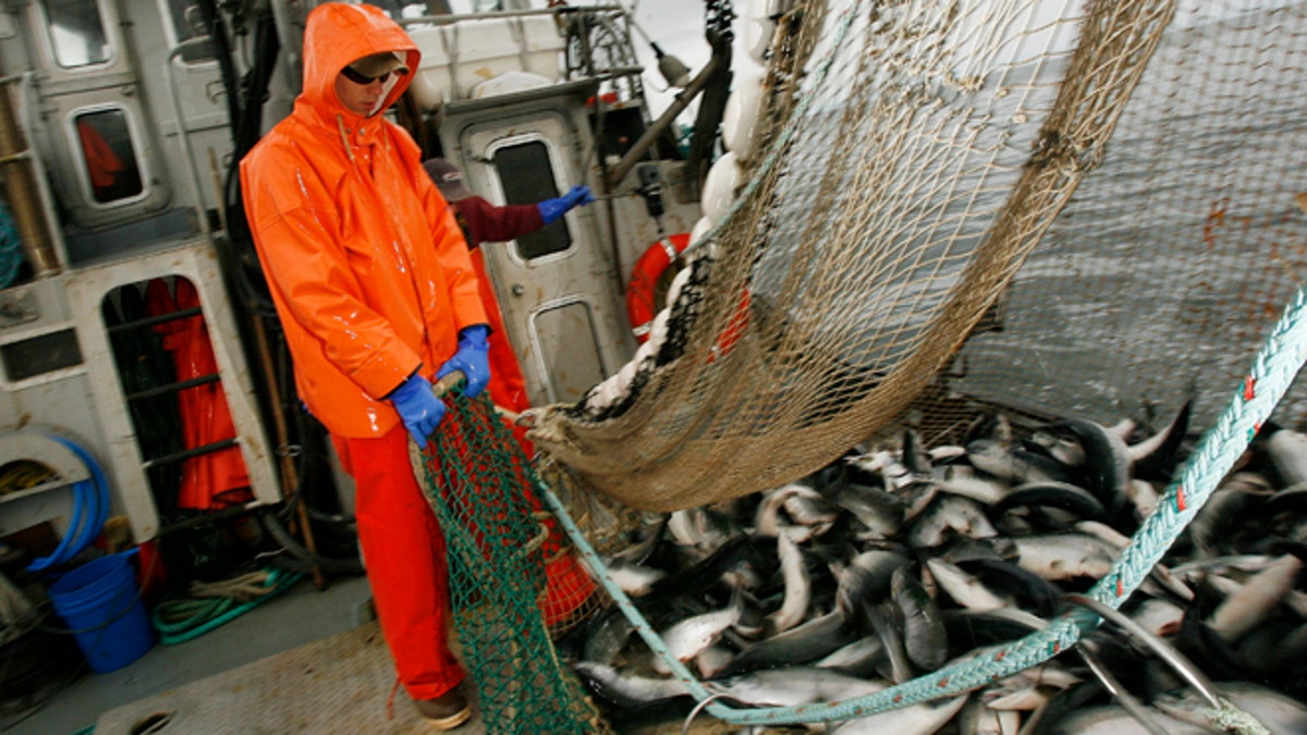 Alaska fish processors in flap with Walmart over salmon purchases