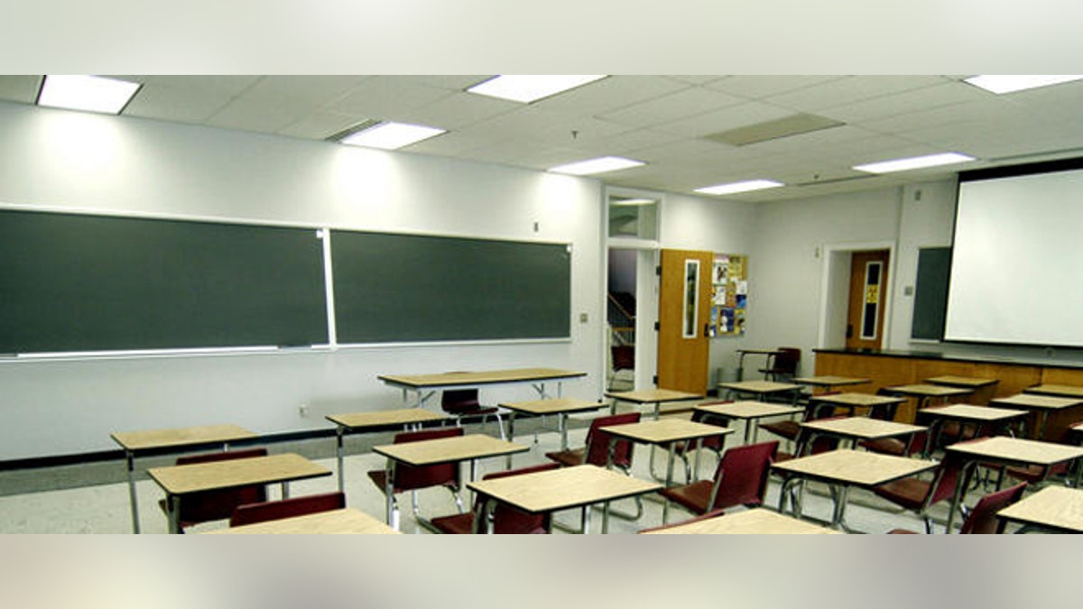 ce1da30b-SAINTS TRAINING CAMP