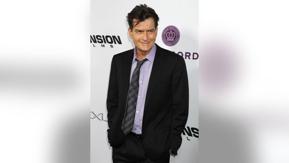 Charlie Sheen  Romance Southern Style