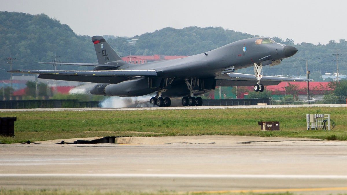 south korea bomber 921