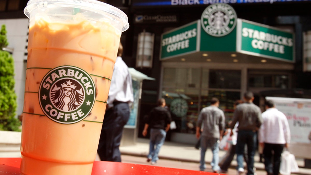 9 cheap Starbucks drink hacks