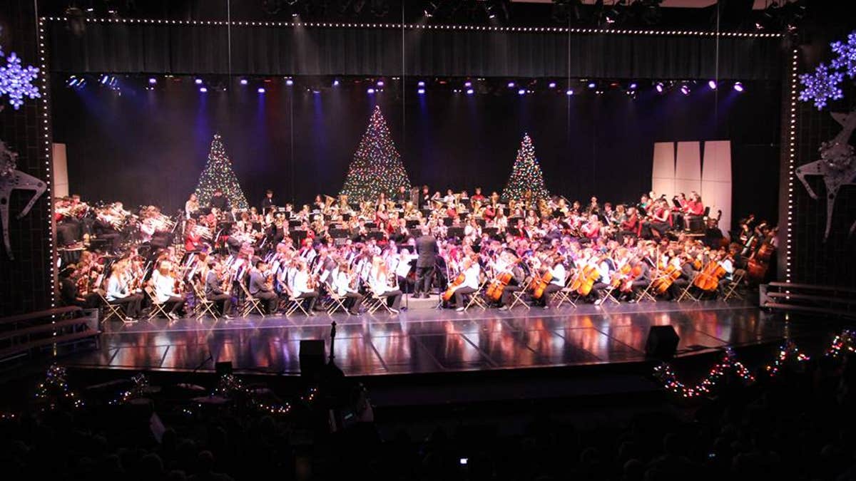 Christmas spectacular Starnes