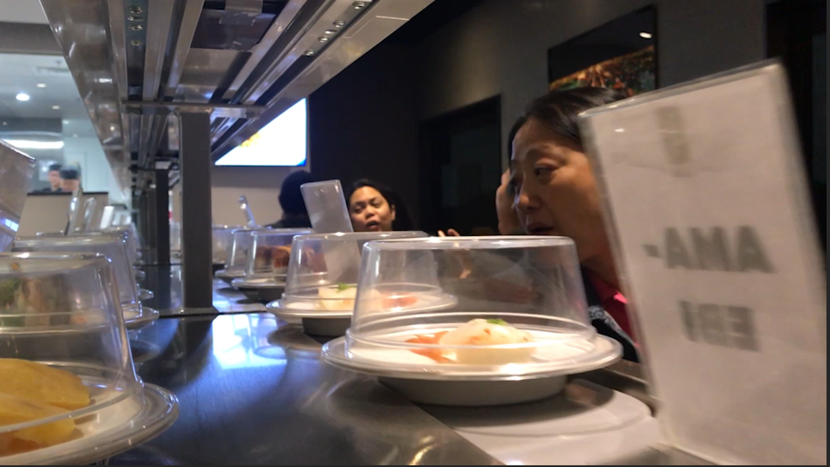 Conveyor Belt Restaurants Making Their Way Across The Country Fox News   Sushi 3 