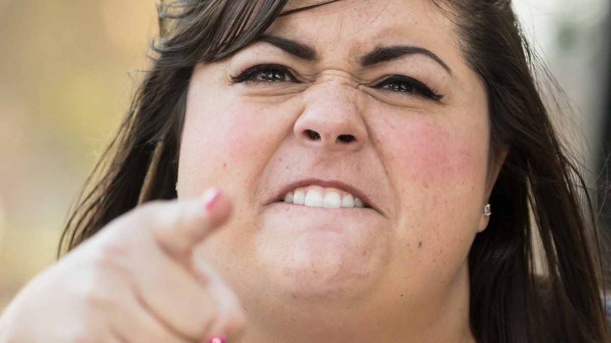 swearing woman 1280