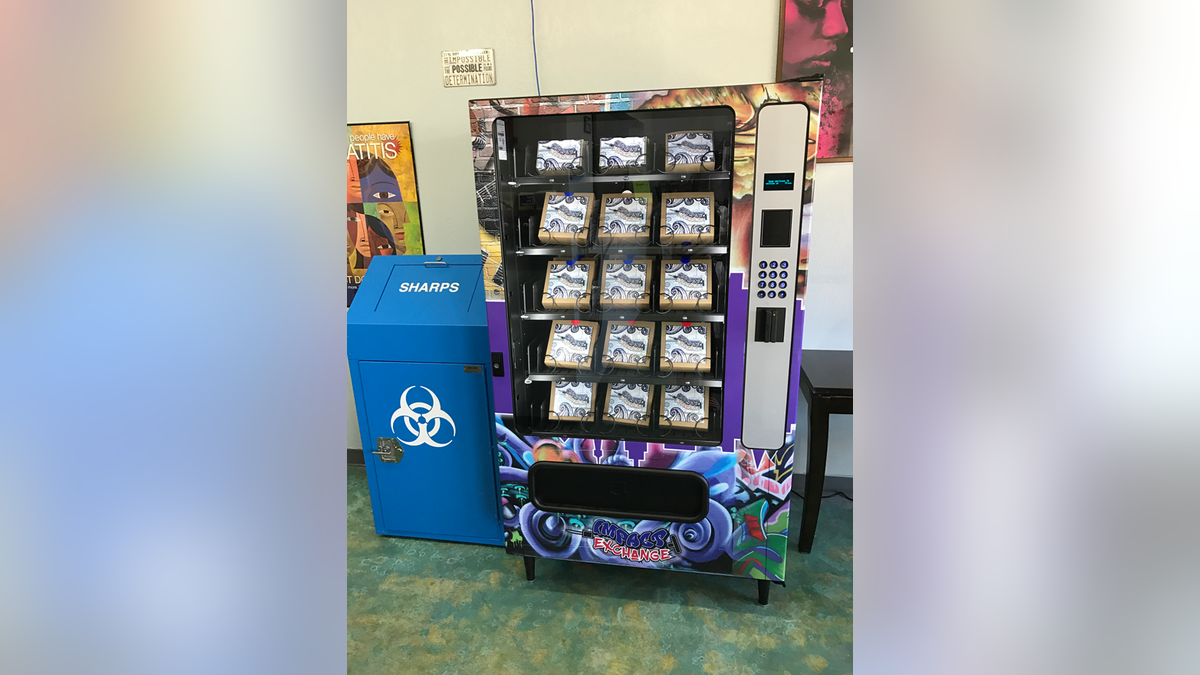 syringe-vending-machine