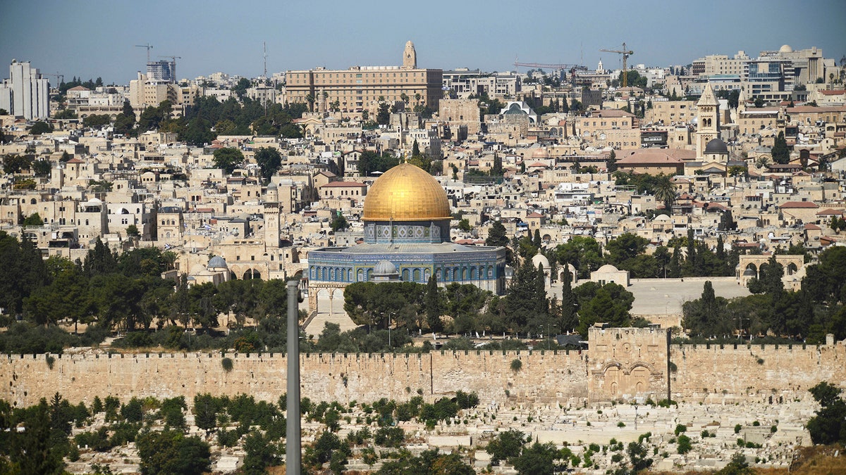 temple mount tension