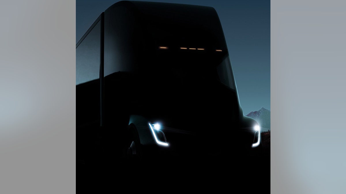 207a49ca-tesla semi