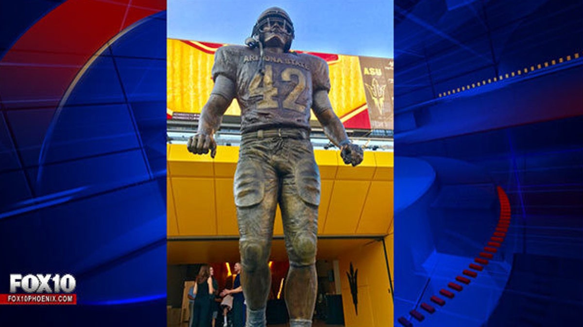 New tradition: ASU enters Sun Devil Stadium past Pat Tillman statue