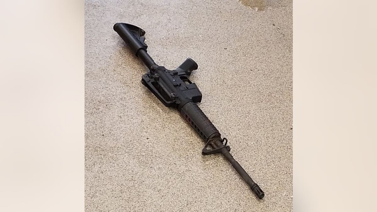 waffle house shooting weapon