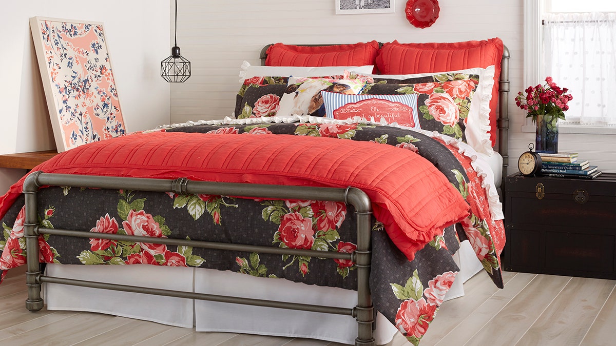 Pioneer Woman Ree Drummond Talks About Her New Bed And Bath Lines At Walmart