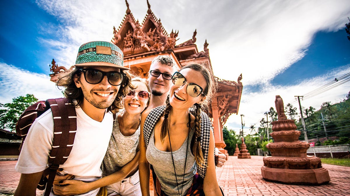 travelers istock