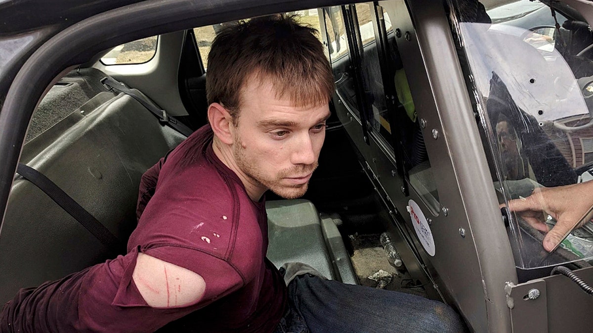 Travis Reinking Arrest