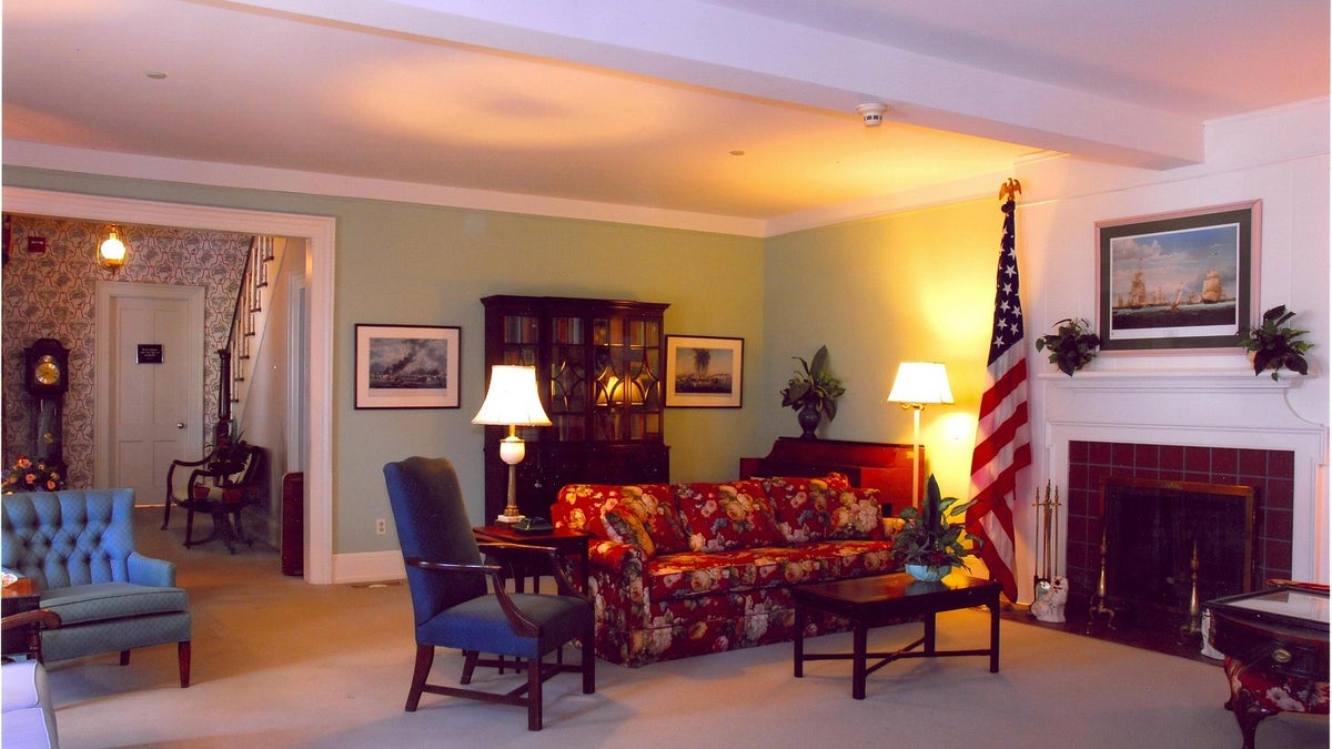 truman white house living room