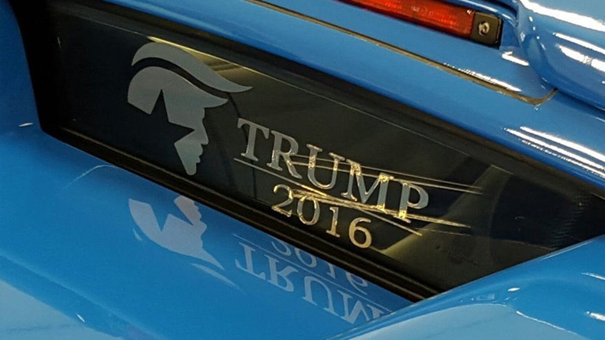 Trump Lamborghini window