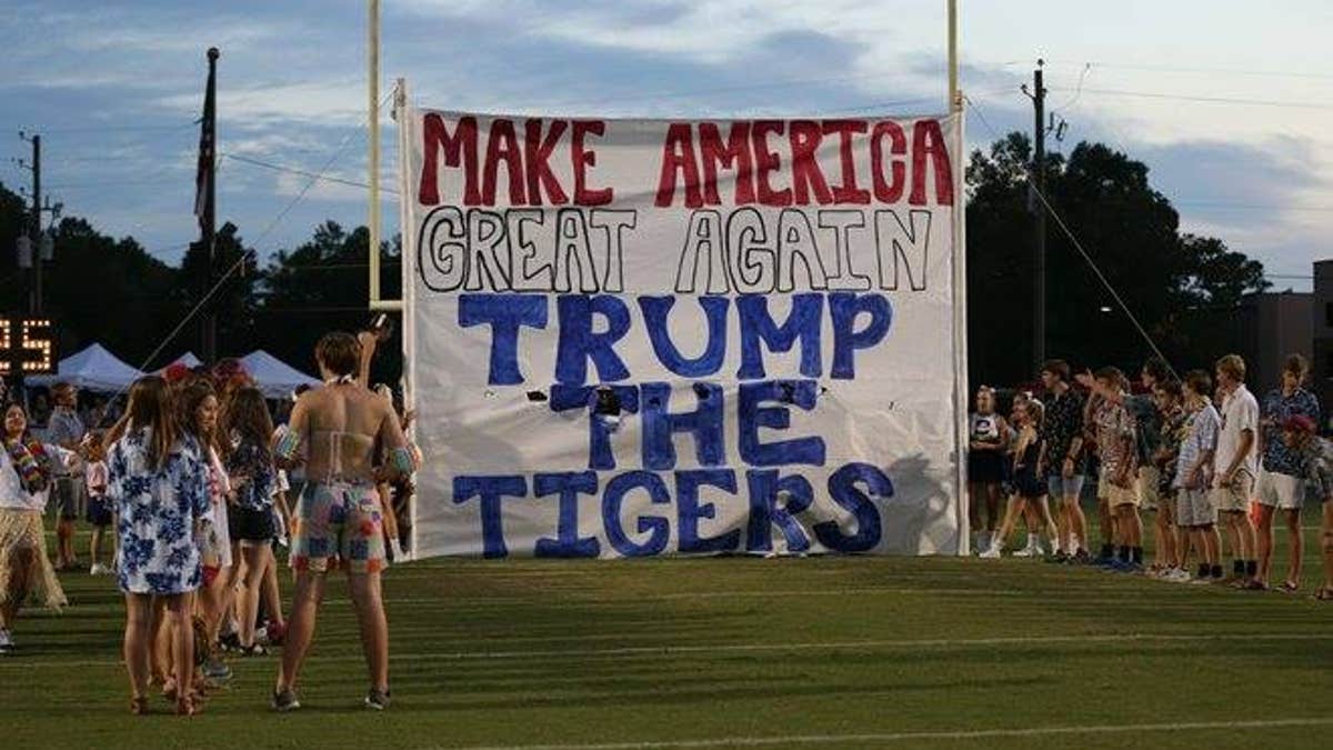 Trump Tigers Photo