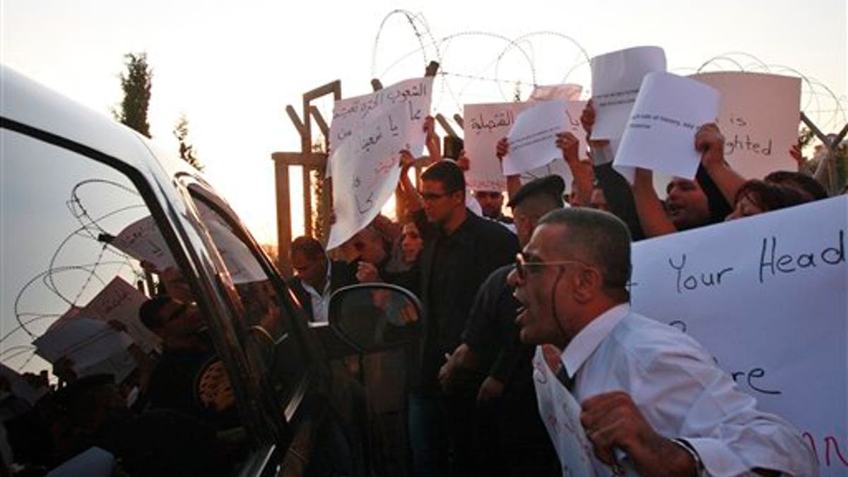 9b530d65-Mideast Israel Palestinians