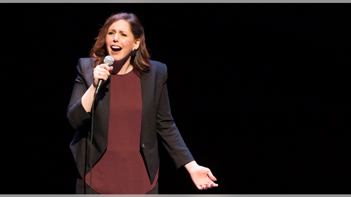vanessa bayer